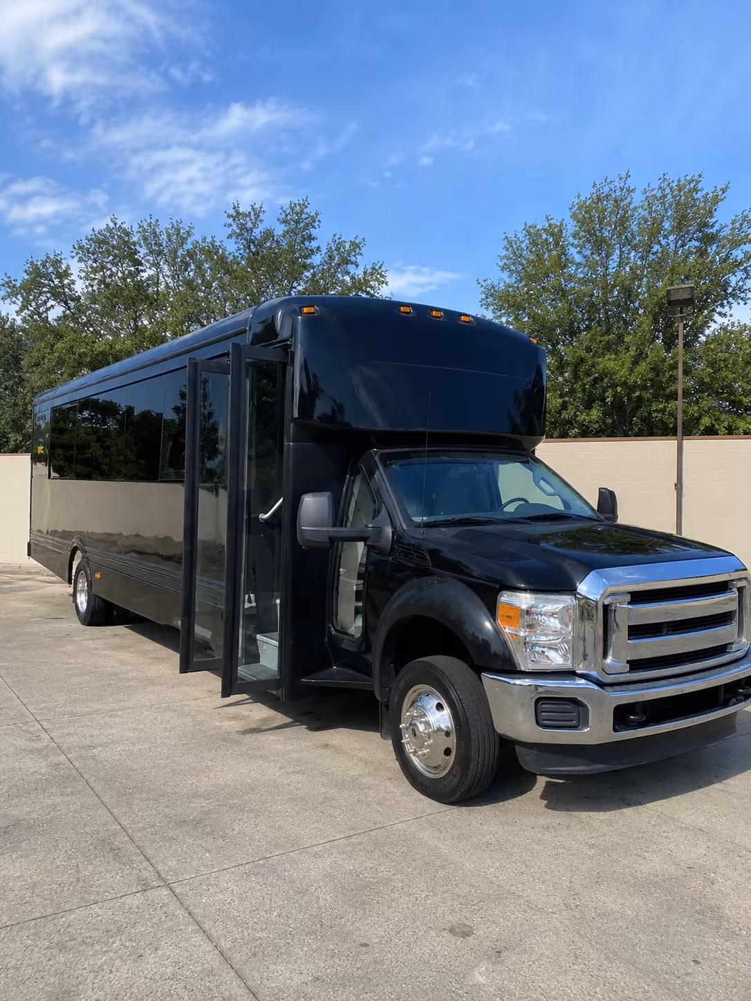 west jordan 20 passenger party bus