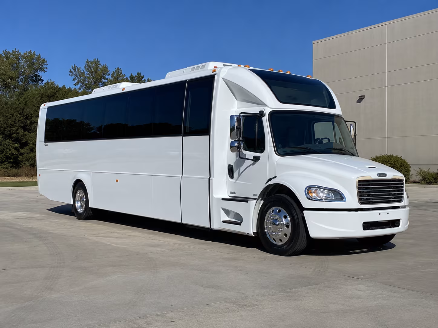west jordan 28 passenger party bus